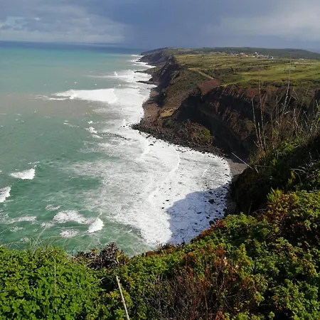 Casa Do Pinheiro Near Obidos With Garden Dom wakacyjny Carvalhal (Leiria)